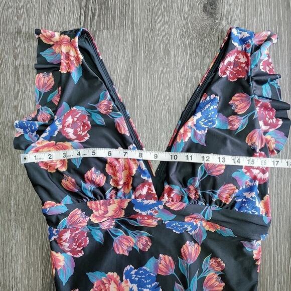 Modcloth Black Floral Kelsie One-Piece Swimsuit Vacation Beach  Plus Size XL - Picture 3 of 11